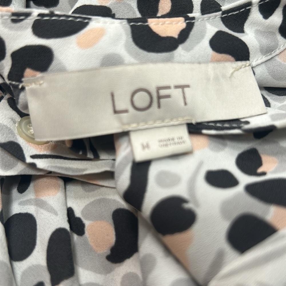 Women's LOFT Leopard Print Top - Picture 4 of 4